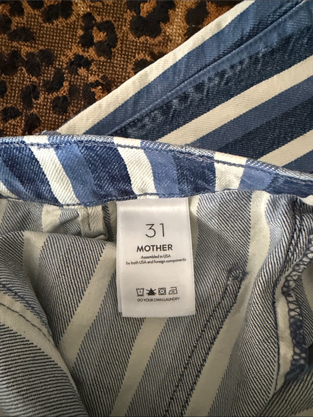 MOTHER Blue and White Vertical Stripe Women’s Jeans💋NWT FIRM NO OFFERS💋 - Picture 3 of 5